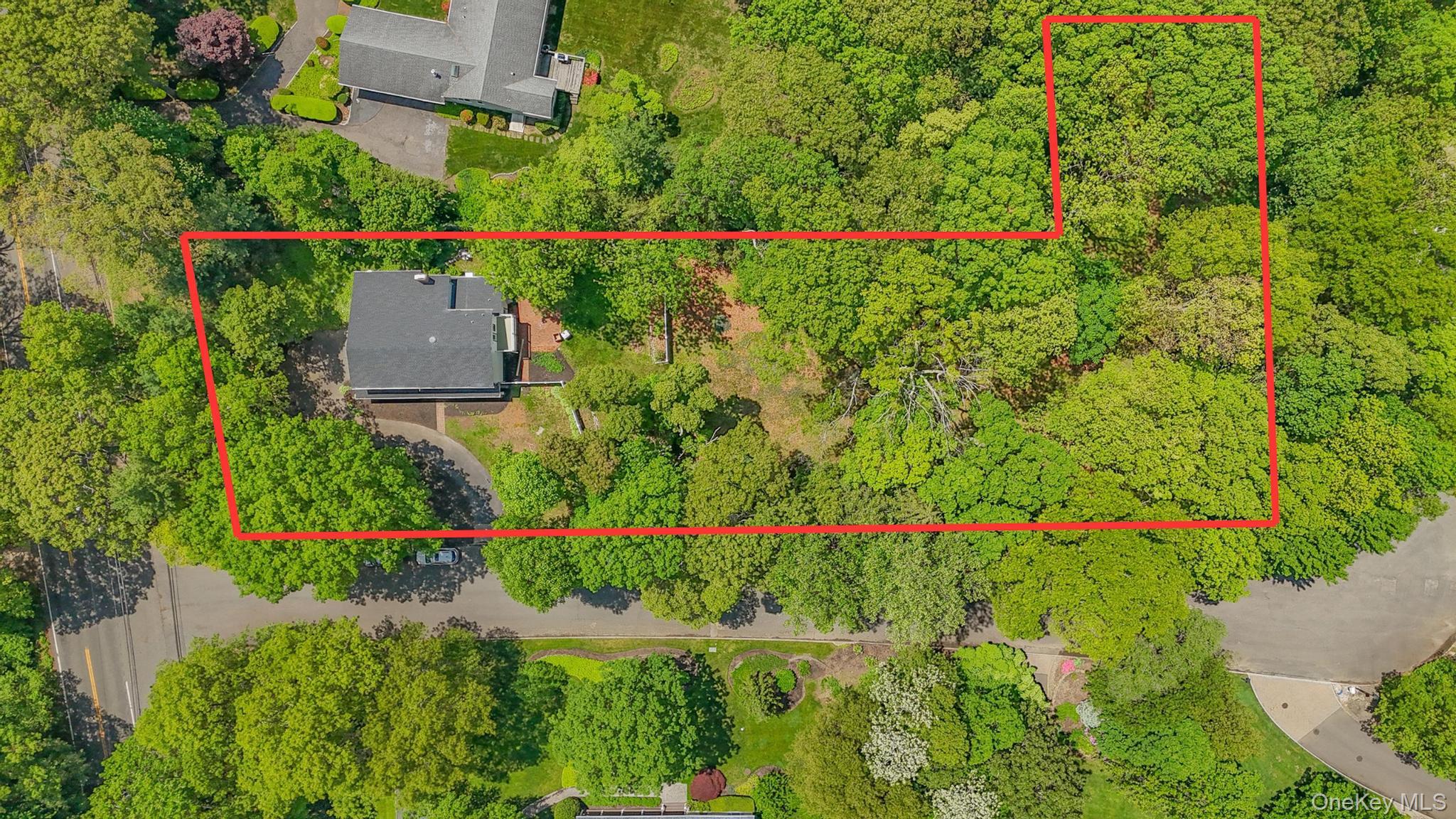 1 Parkhill Court, Huntington, NY 11743