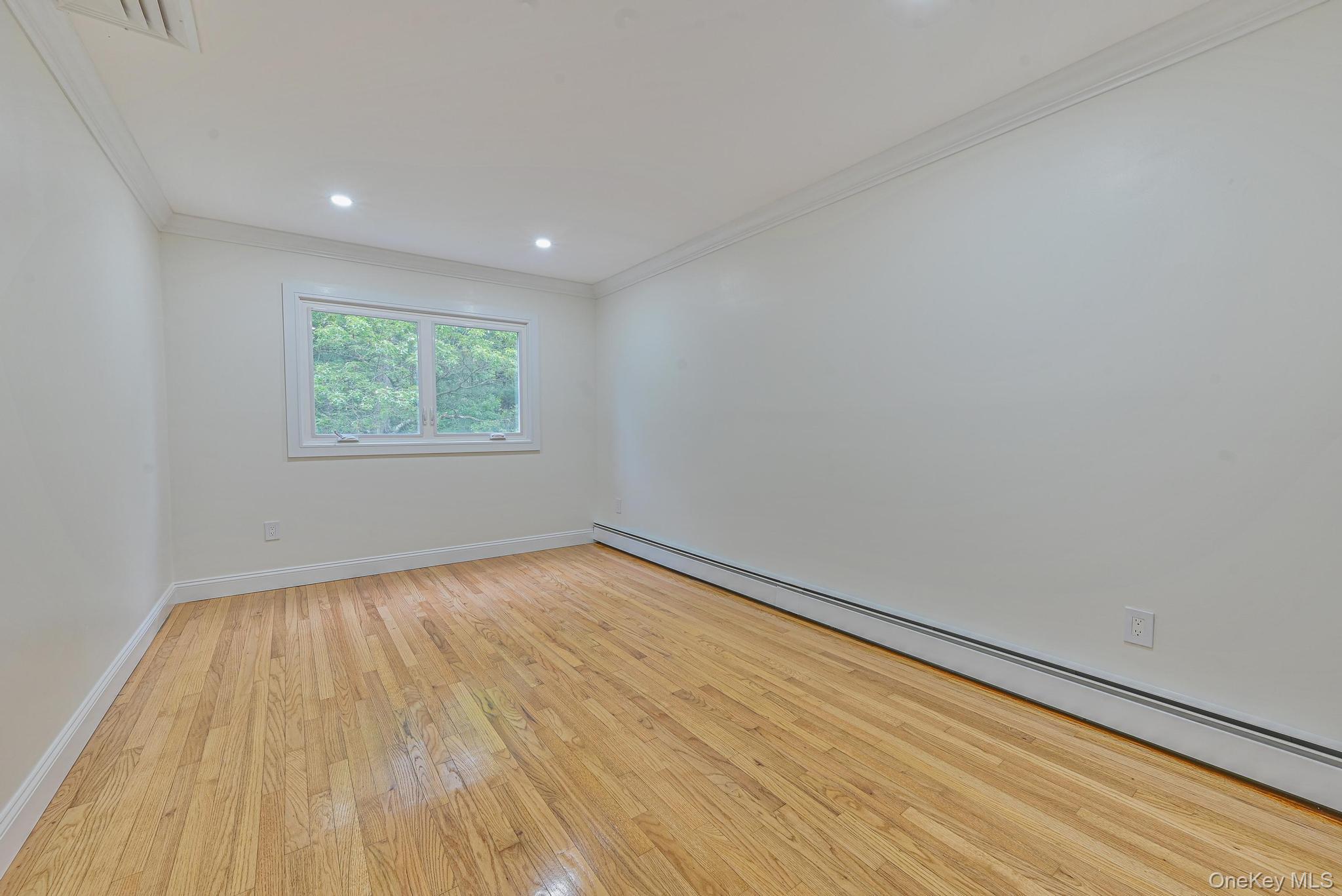 1 Parkhill Court, Huntington, NY 11743