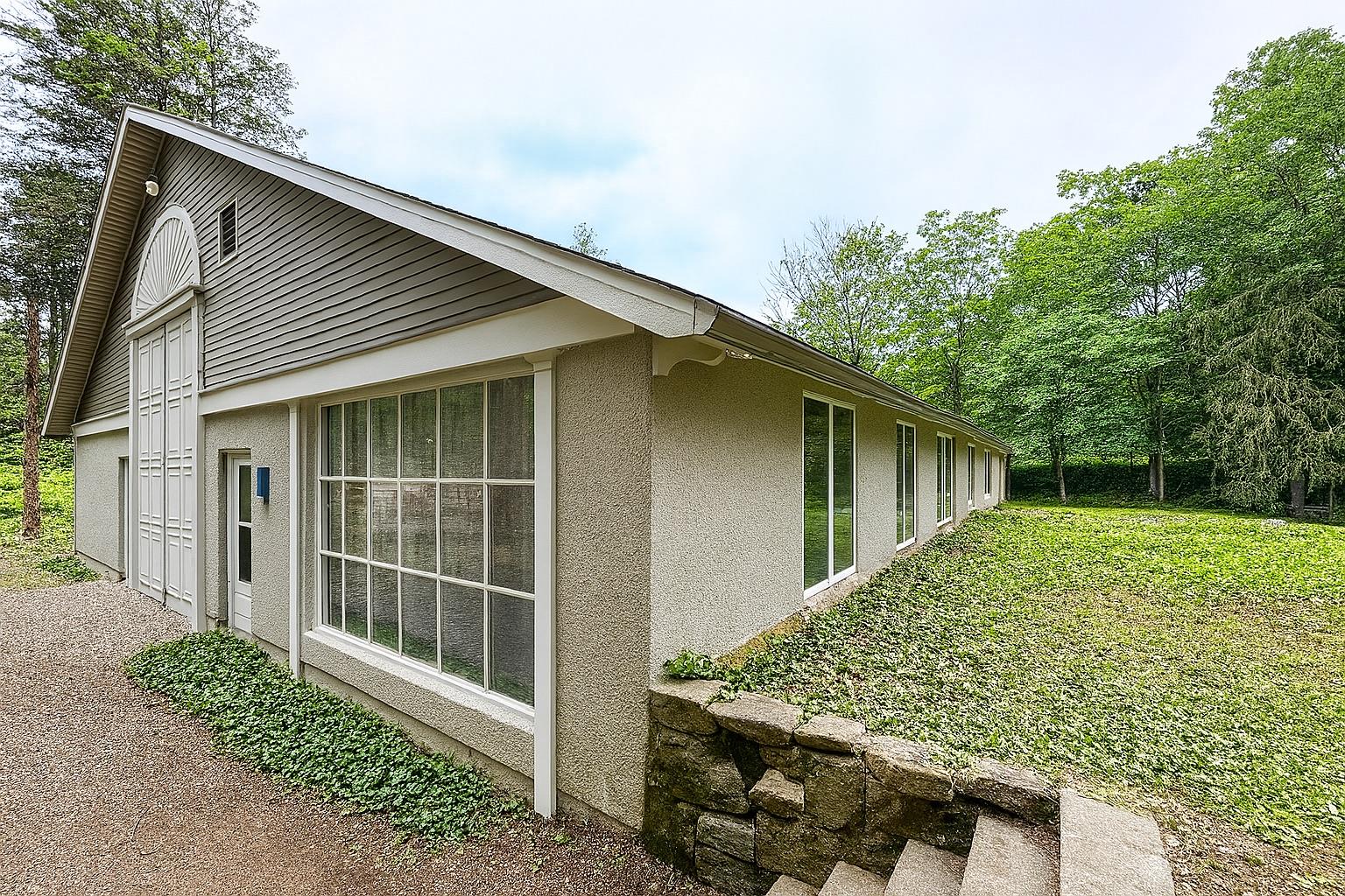 210A Seven Bridges Road, Mount Kisco, NY 10549