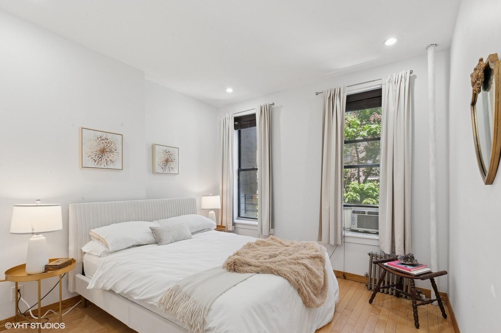 621 E 6th Street # #7, New York (Manhattan), NY 10009