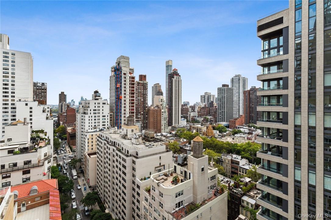 205 East 63rd Street # PHE, New York (Manhattan), NY 10065