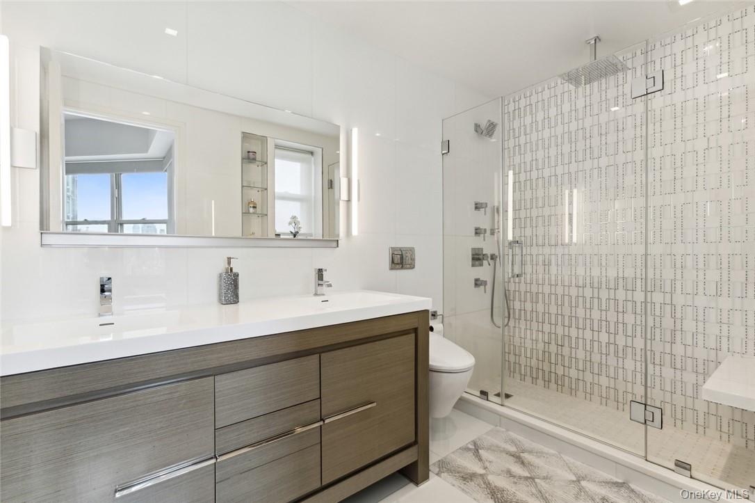 205 East 63rd Street # PHE, New York (Manhattan), NY 10065