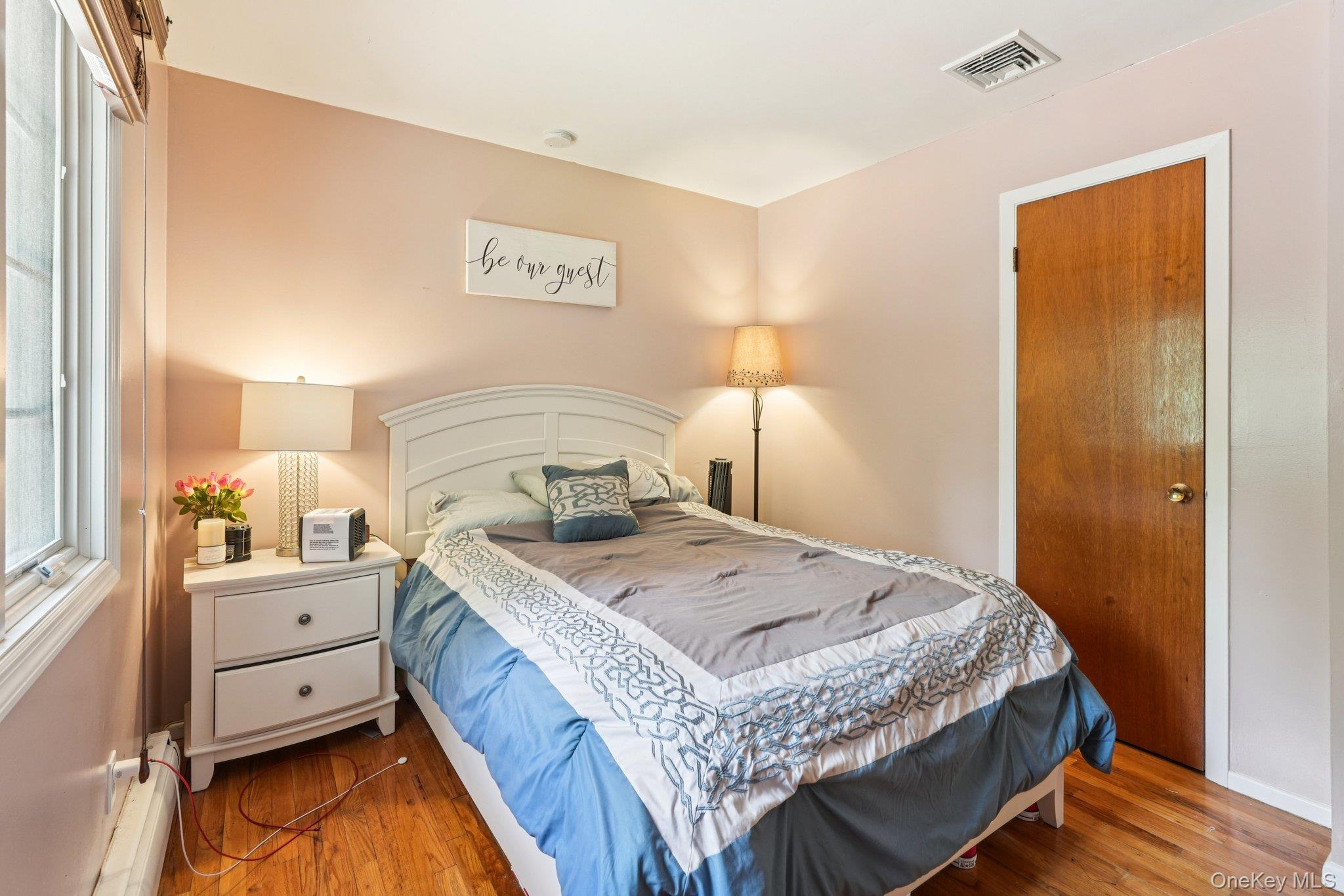 10 Brenda Lane, Bardonia, NY 10954