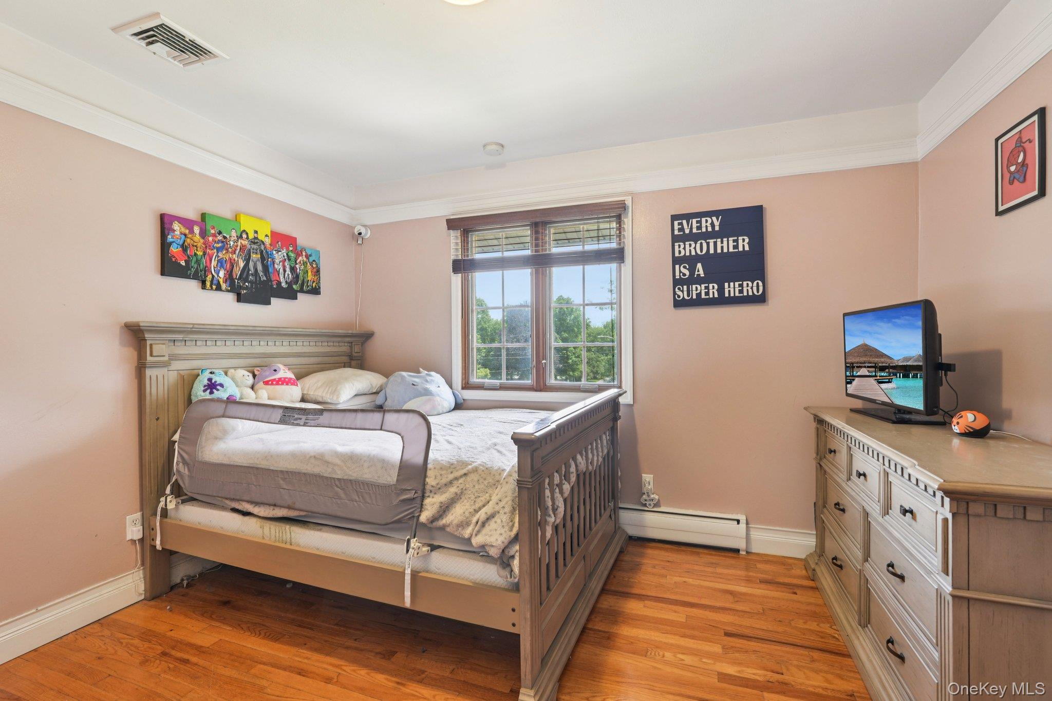 10 Brenda Lane, Bardonia, NY 10954