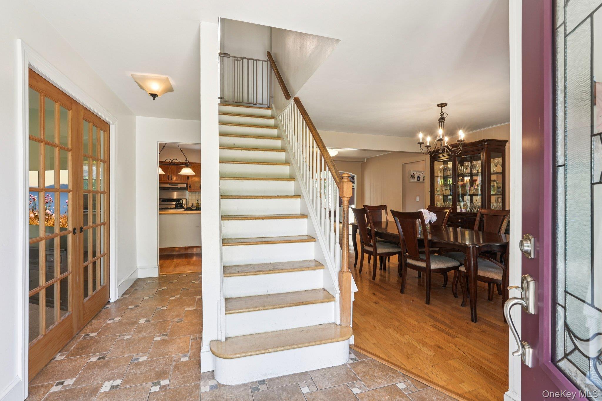 10 Brenda Lane, Bardonia, NY 10954