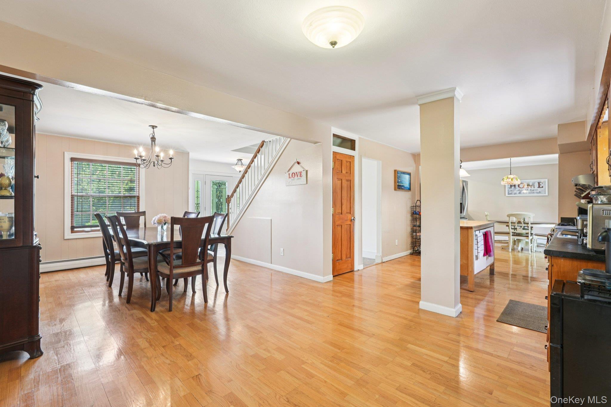 10 Brenda Lane, Bardonia, NY 10954