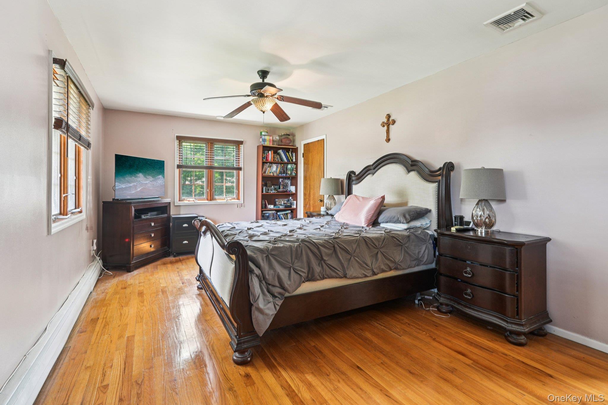 10 Brenda Lane, Bardonia, NY 10954