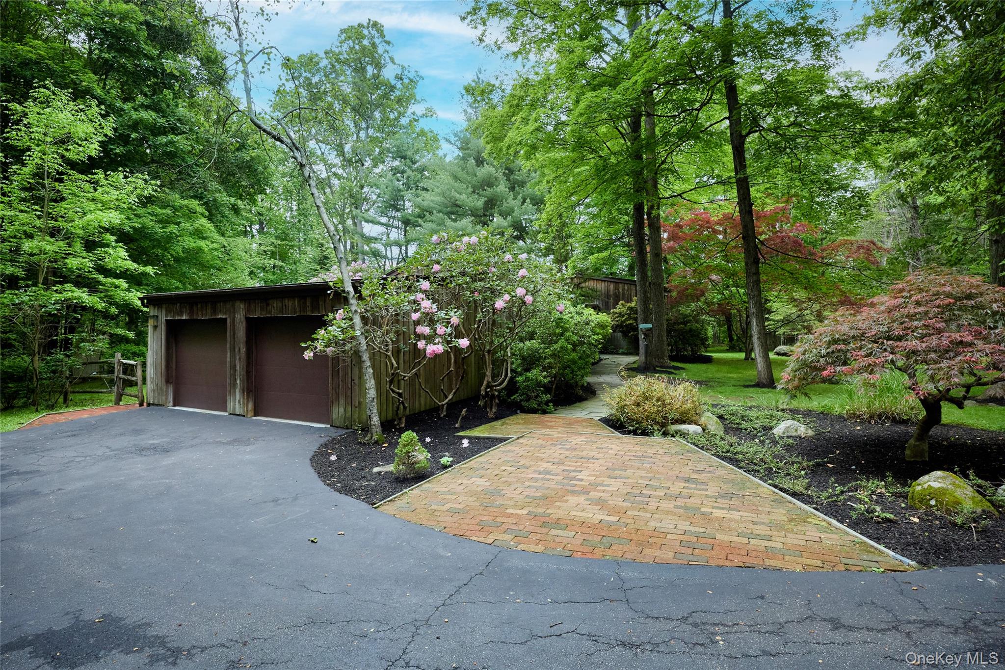 31 Greenlawn Road, Katonah, NY 10536