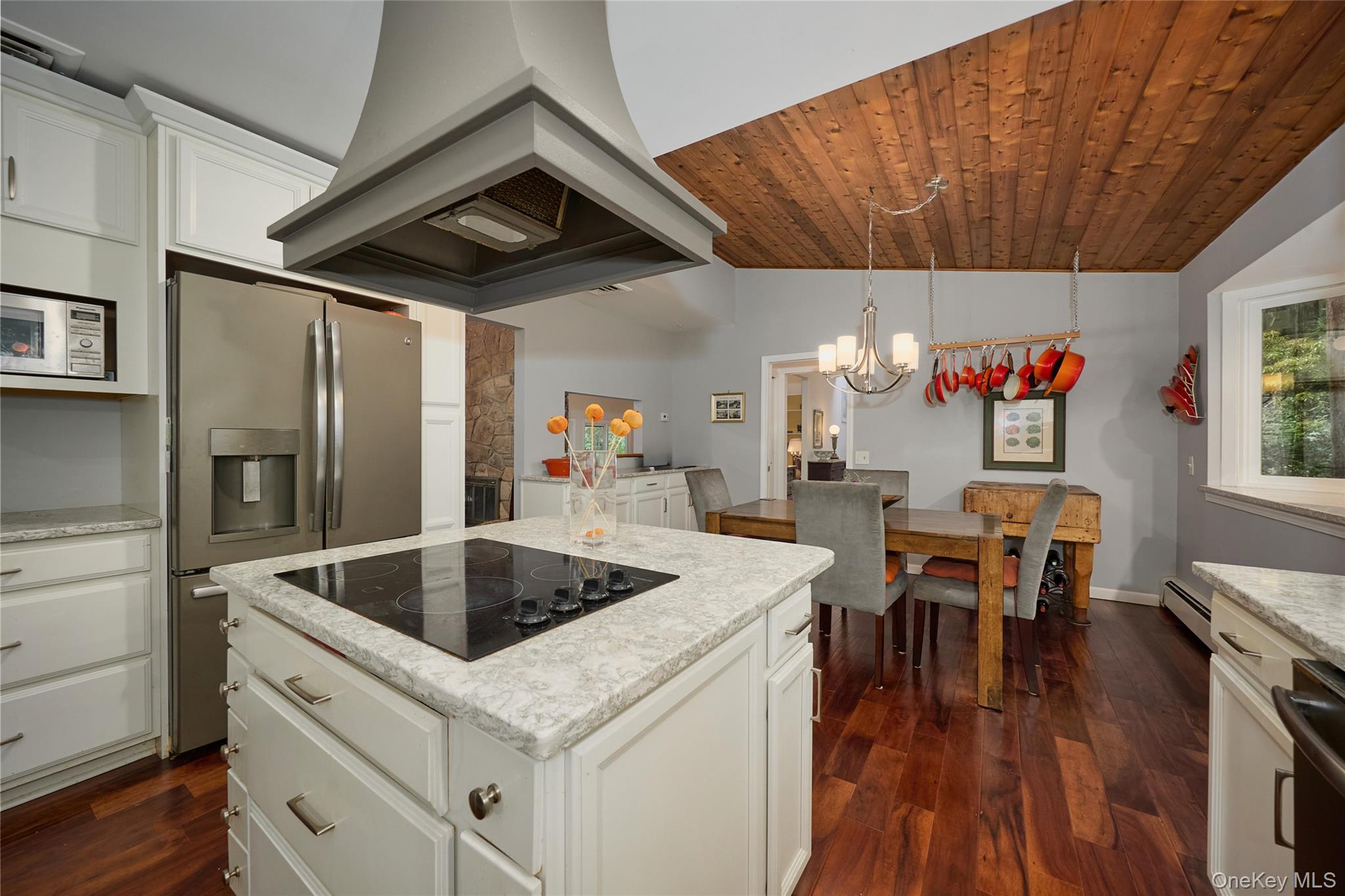 31 Greenlawn Road, Katonah, NY 10536