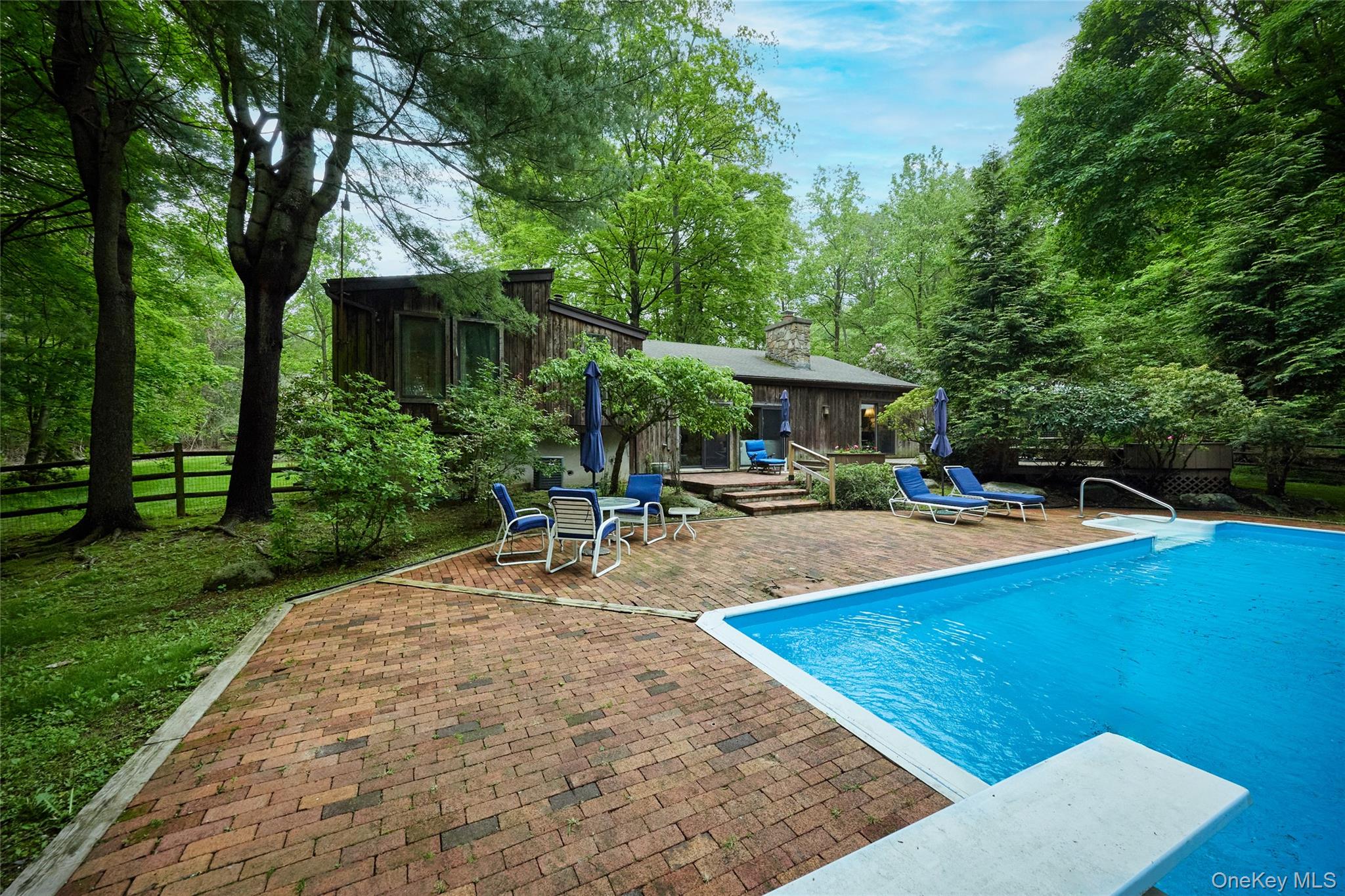 31 Greenlawn Road, Katonah, NY 10536