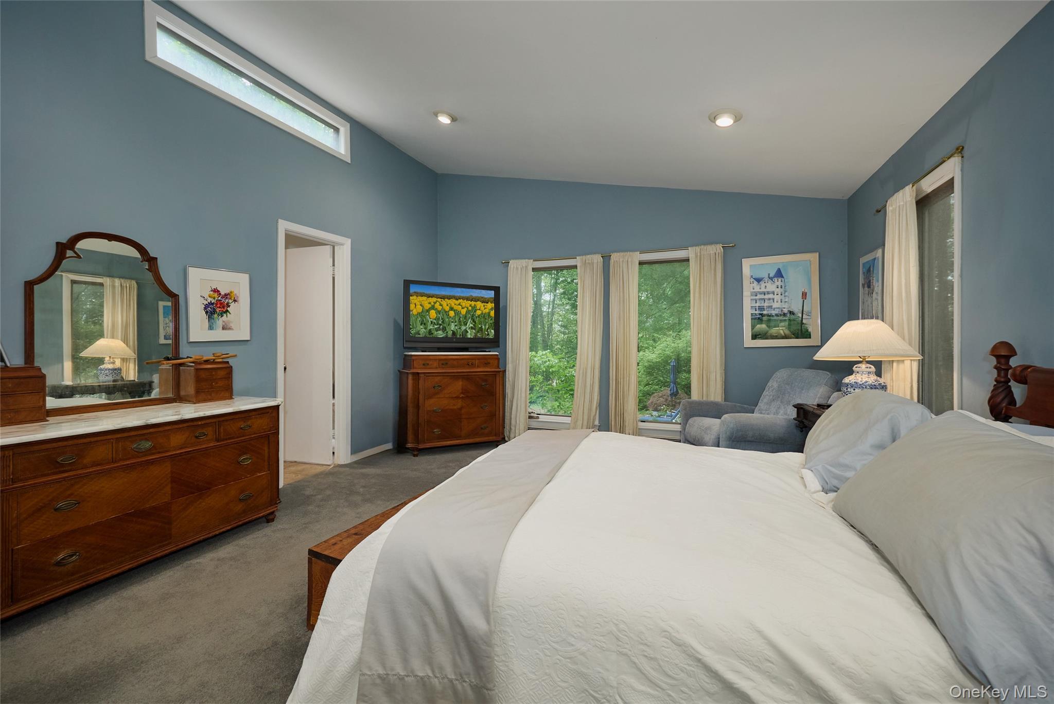 31 Greenlawn Road, Katonah, NY 10536