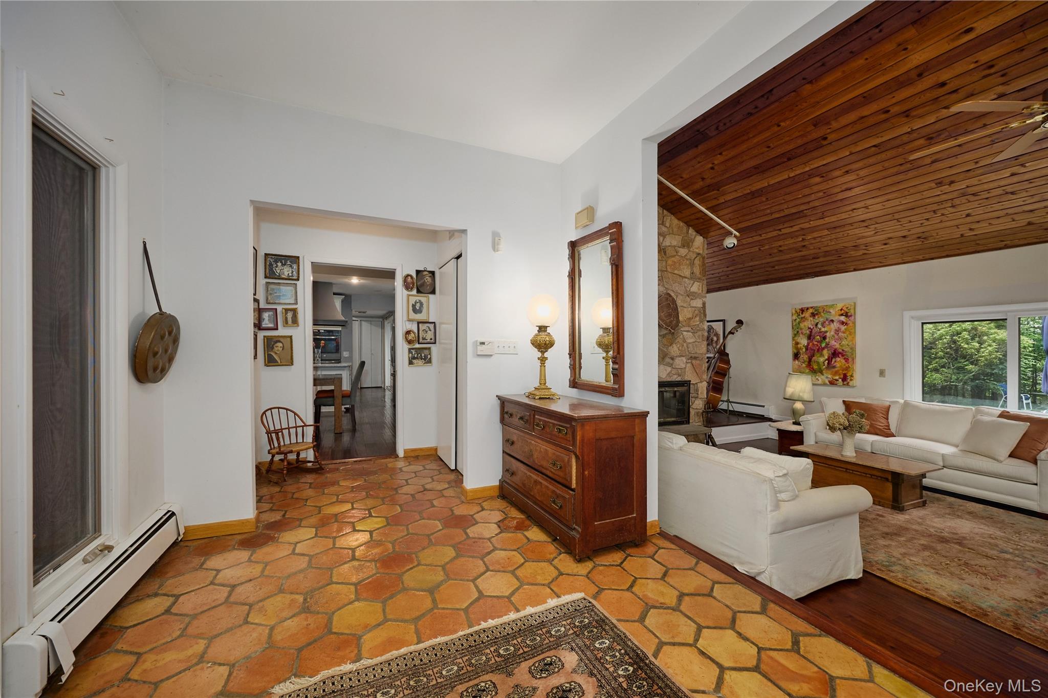 31 Greenlawn Road, Katonah, NY 10536