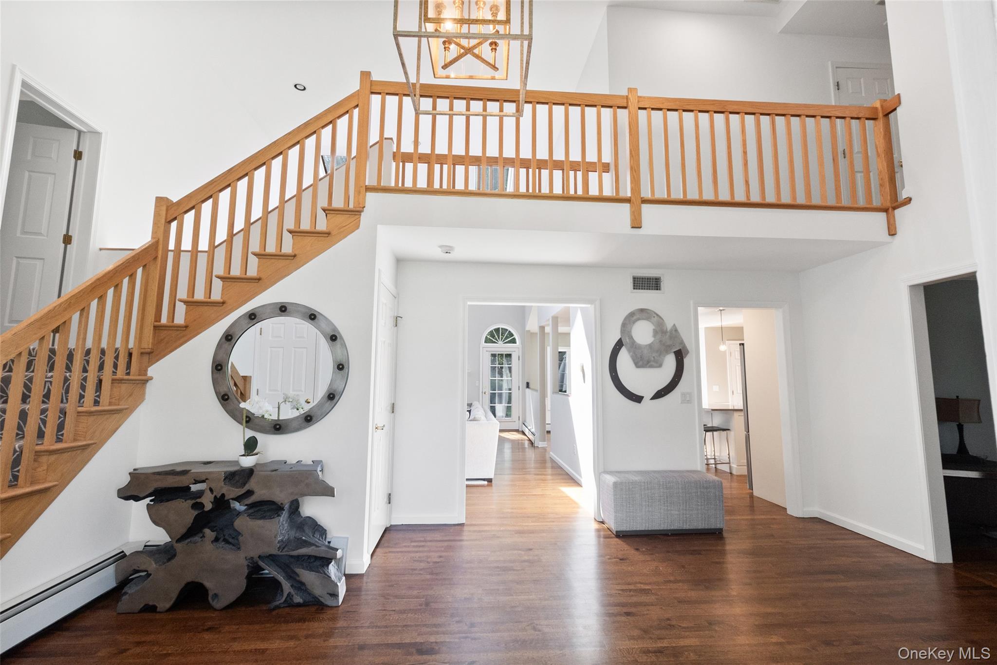 16 Club Way, Mount Kisco, NY 10549