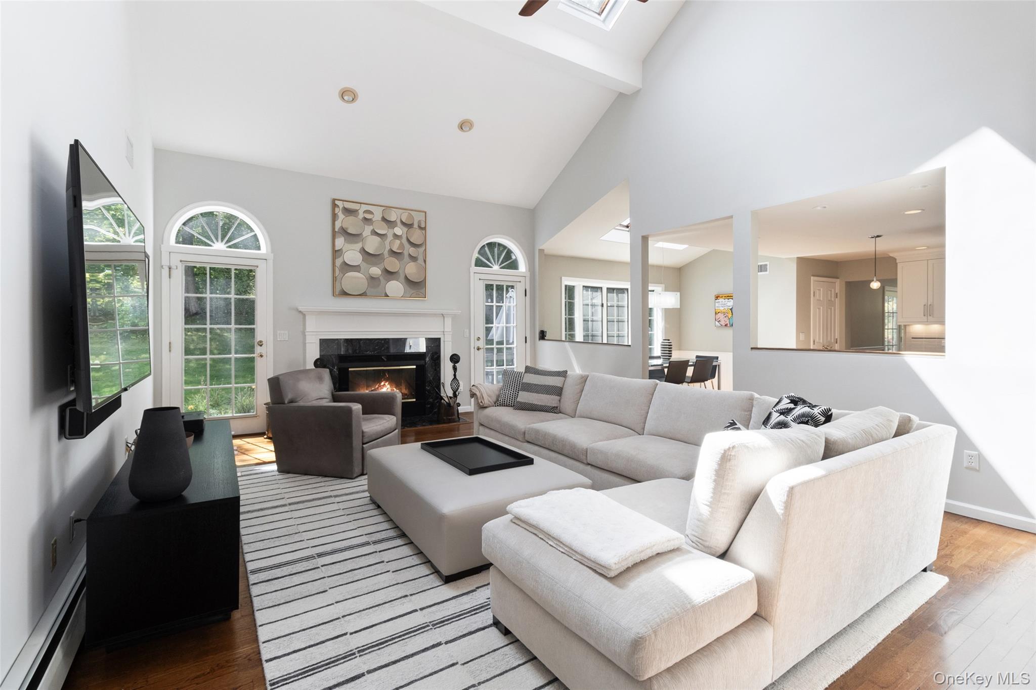 16 Club Way, Mount Kisco, NY 10549