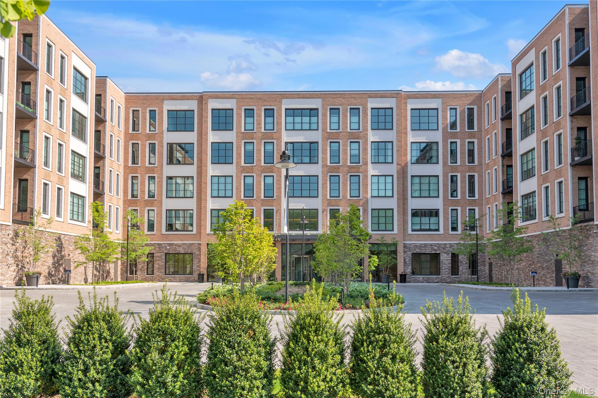 100 Garvies Point Road # 1238, Glen Cove, NY 11542