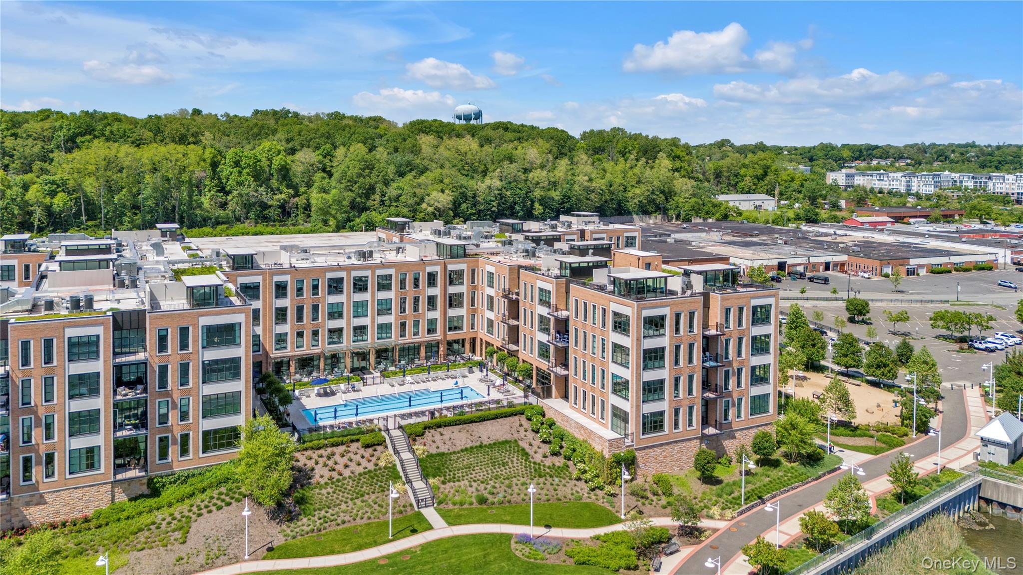 100 Garvies Point Road # 1238, Glen Cove, NY 11542