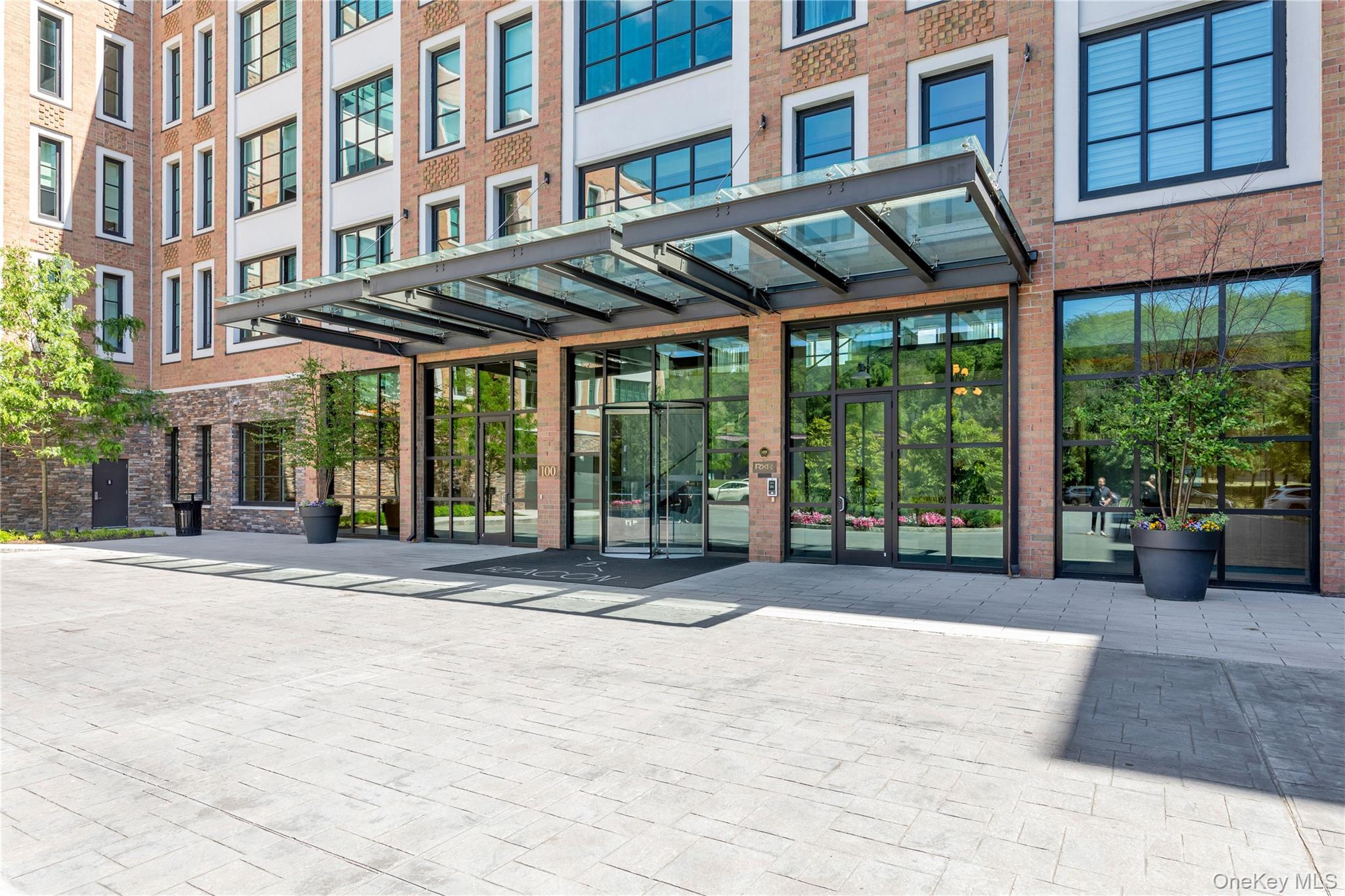 100 Garvies Point Road # 1238, Glen Cove, NY 11542