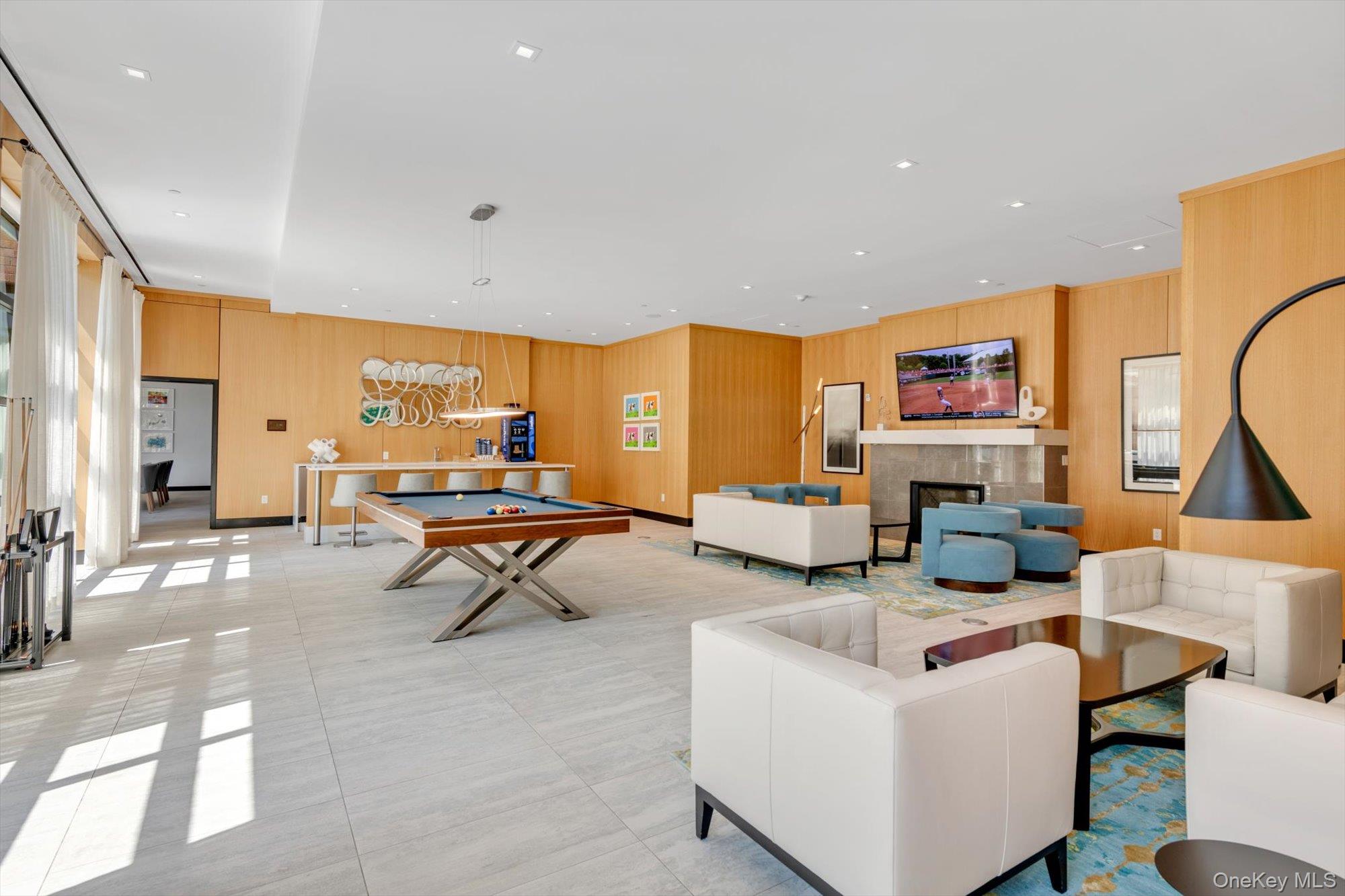 100 Garvies Point Road # 1238, Glen Cove, NY 11542