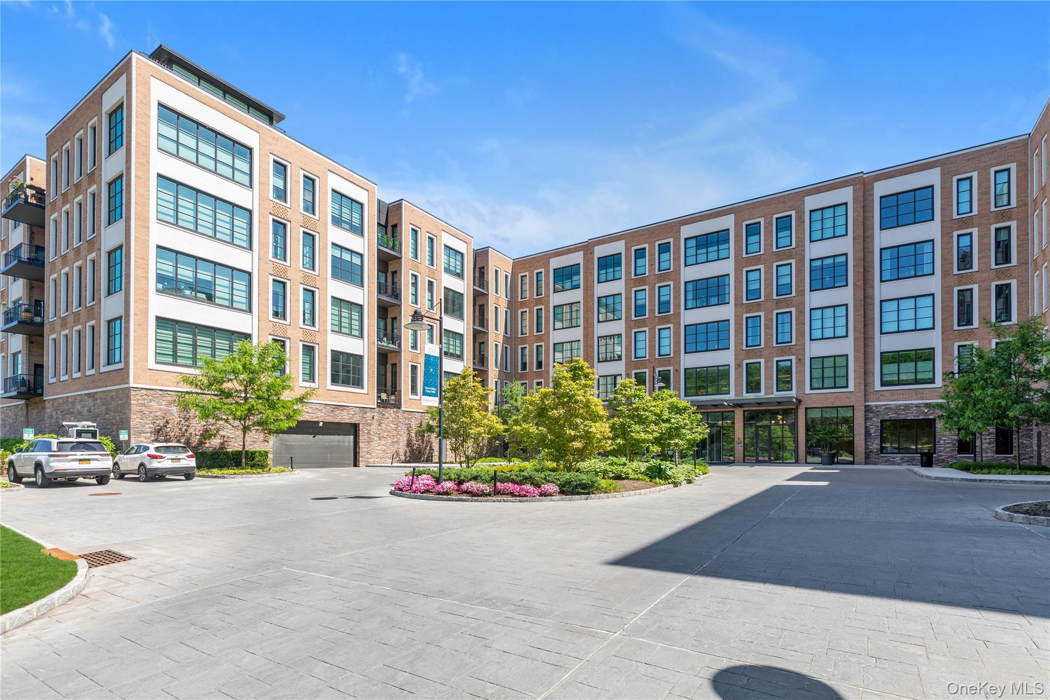 100 Garvies Point Road # 1238, Glen Cove, NY 11542