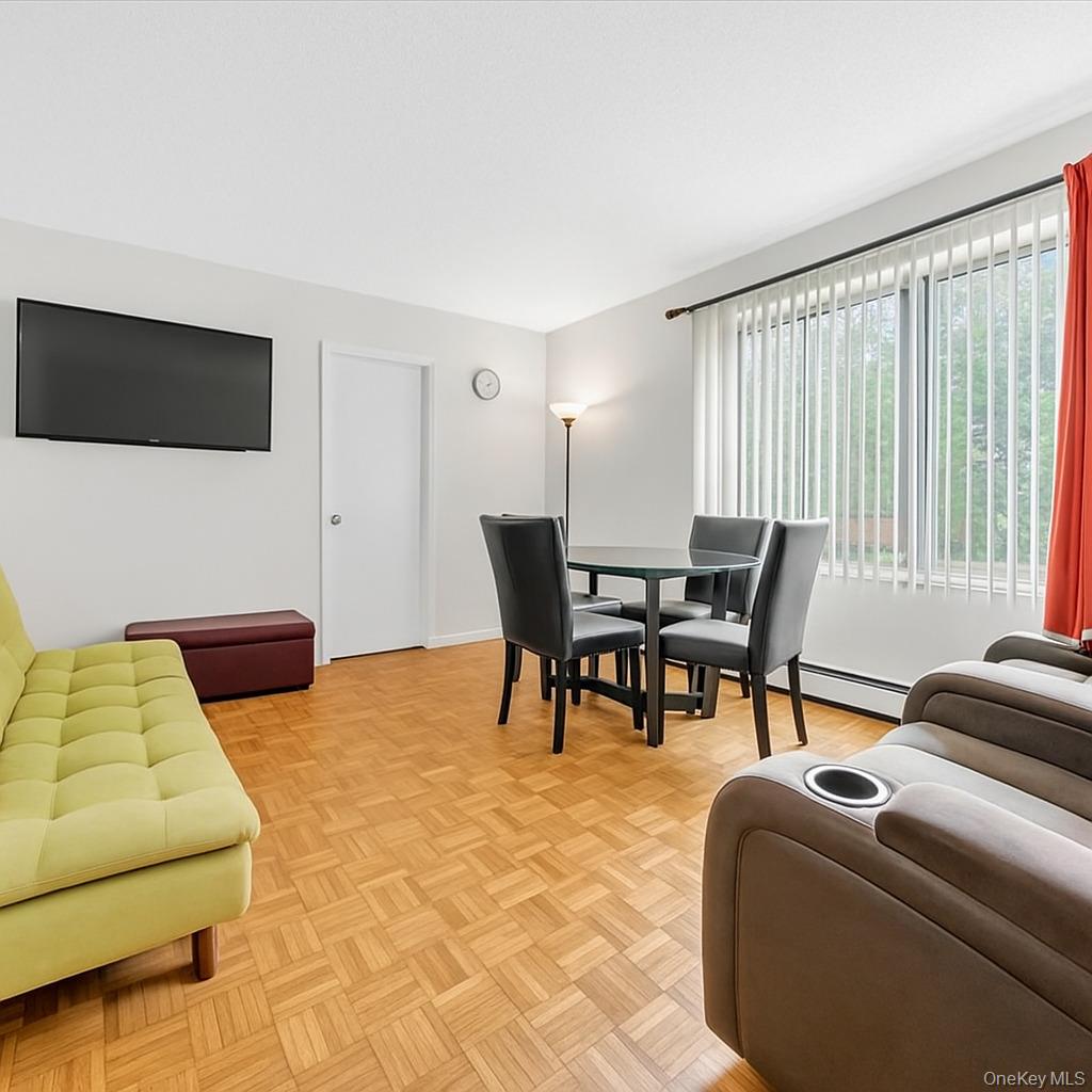 110 Pearsall Drive # 3B, Mount Vernon, NY 10552