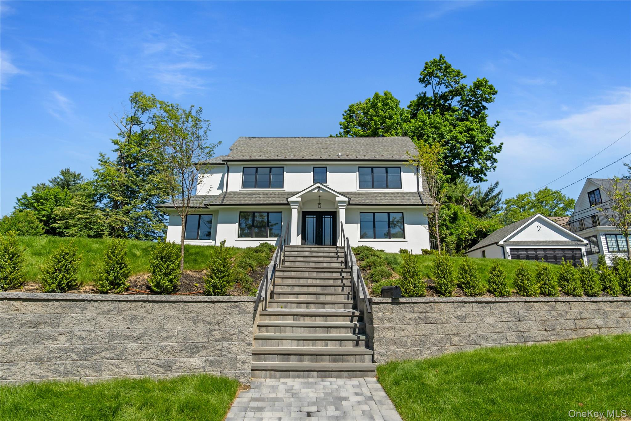 2 Henry Street, Great Neck, NY 11023