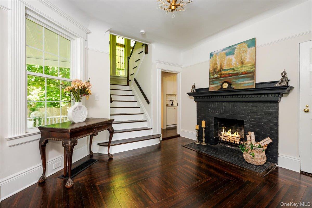 16 Lamarcus Avenue, Glen Cove, NY 11542