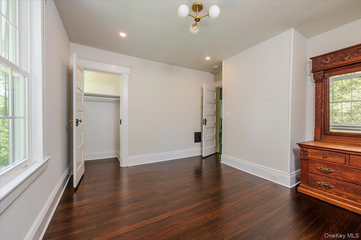 16 Lamarcus Avenue, Glen Cove, NY 11542