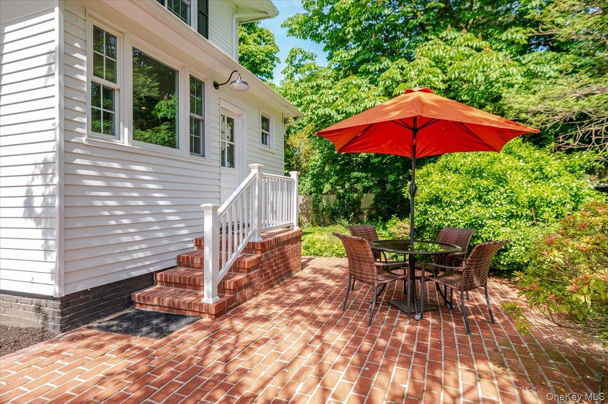 16 Lamarcus Avenue, Glen Cove, NY 11542