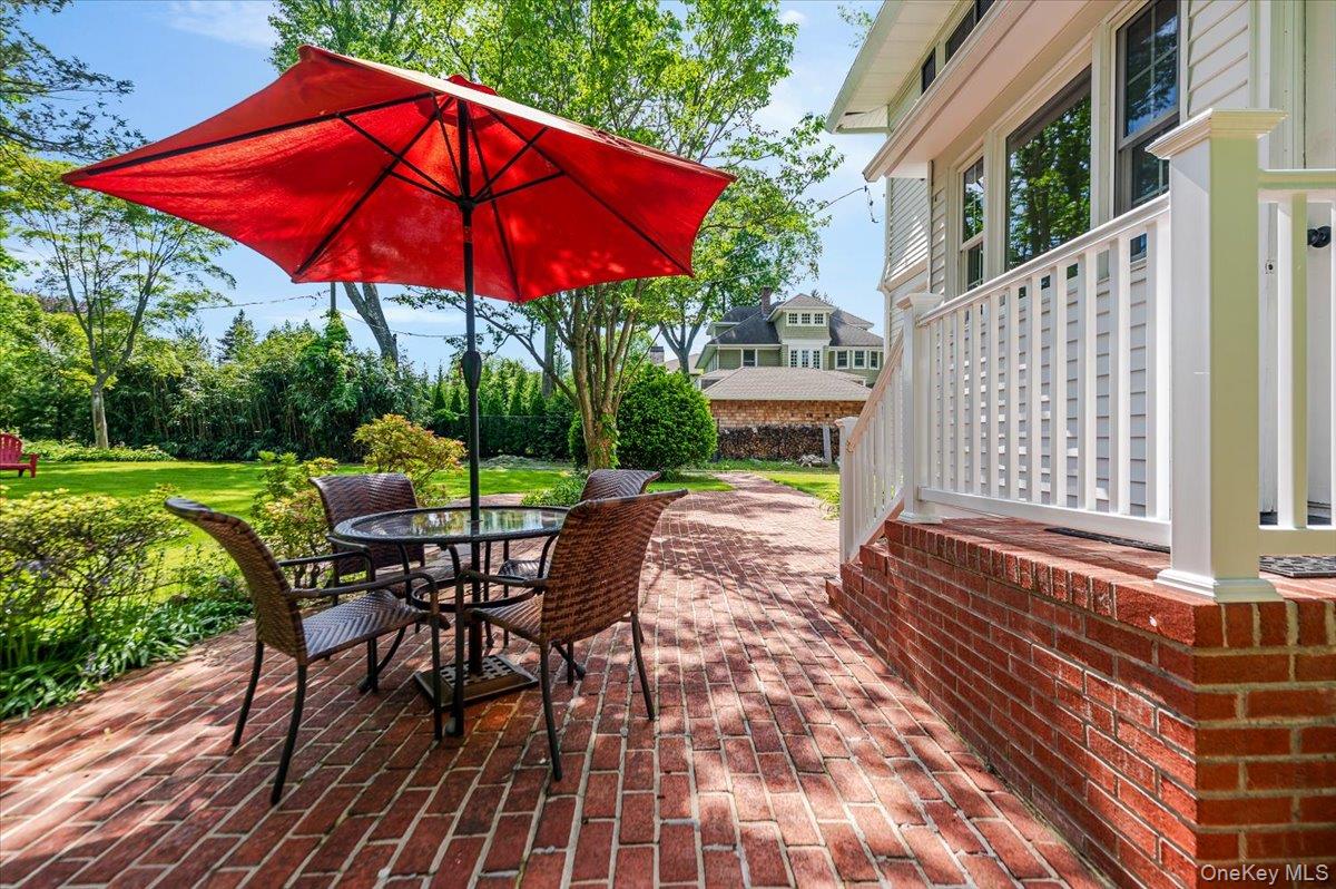 16 Lamarcus Avenue, Glen Cove, NY 11542