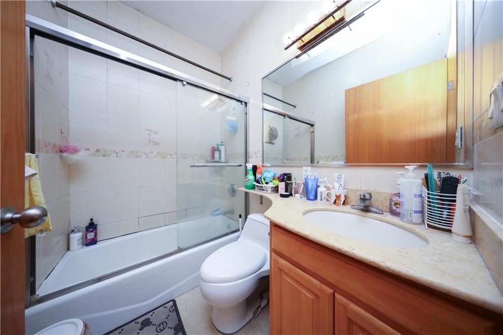 462 52nd Street # 2D, Brooklyn, NY 11220