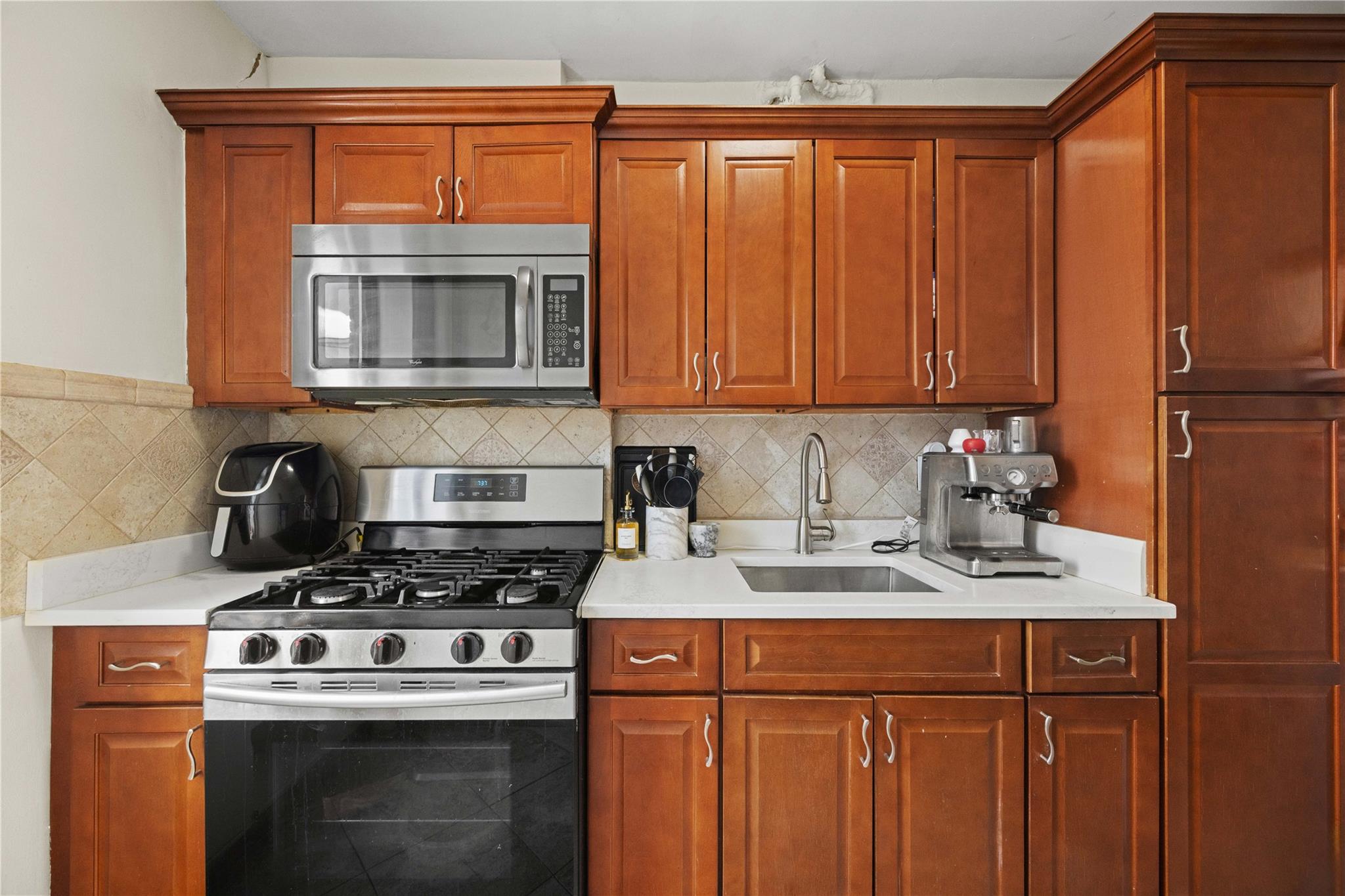 1372 Shakespeare Avenue # 3A, Bronx, NY 10452