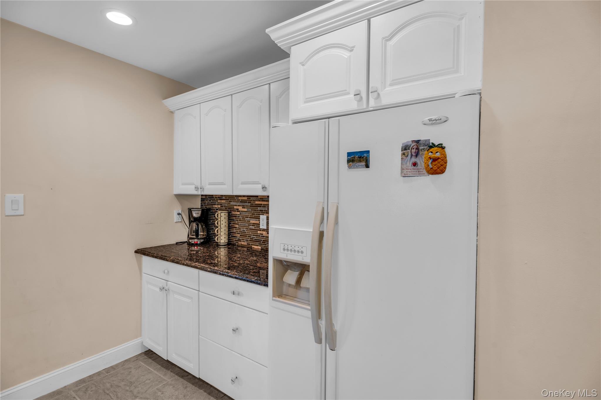 38 Nadine Lane, Port Jefferson Station, NY 11776