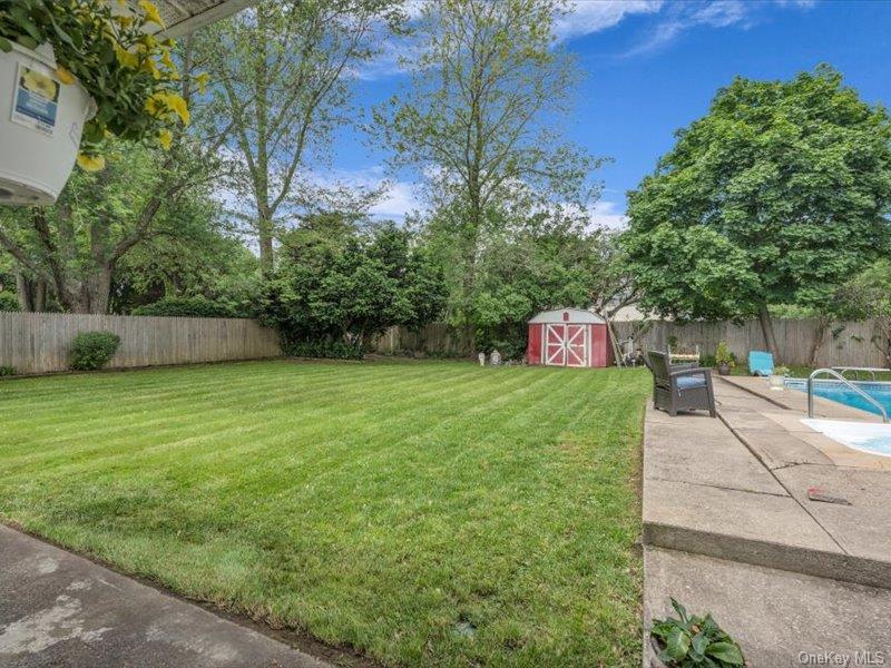 38 Nadine Lane, Port Jefferson Station, NY 11776