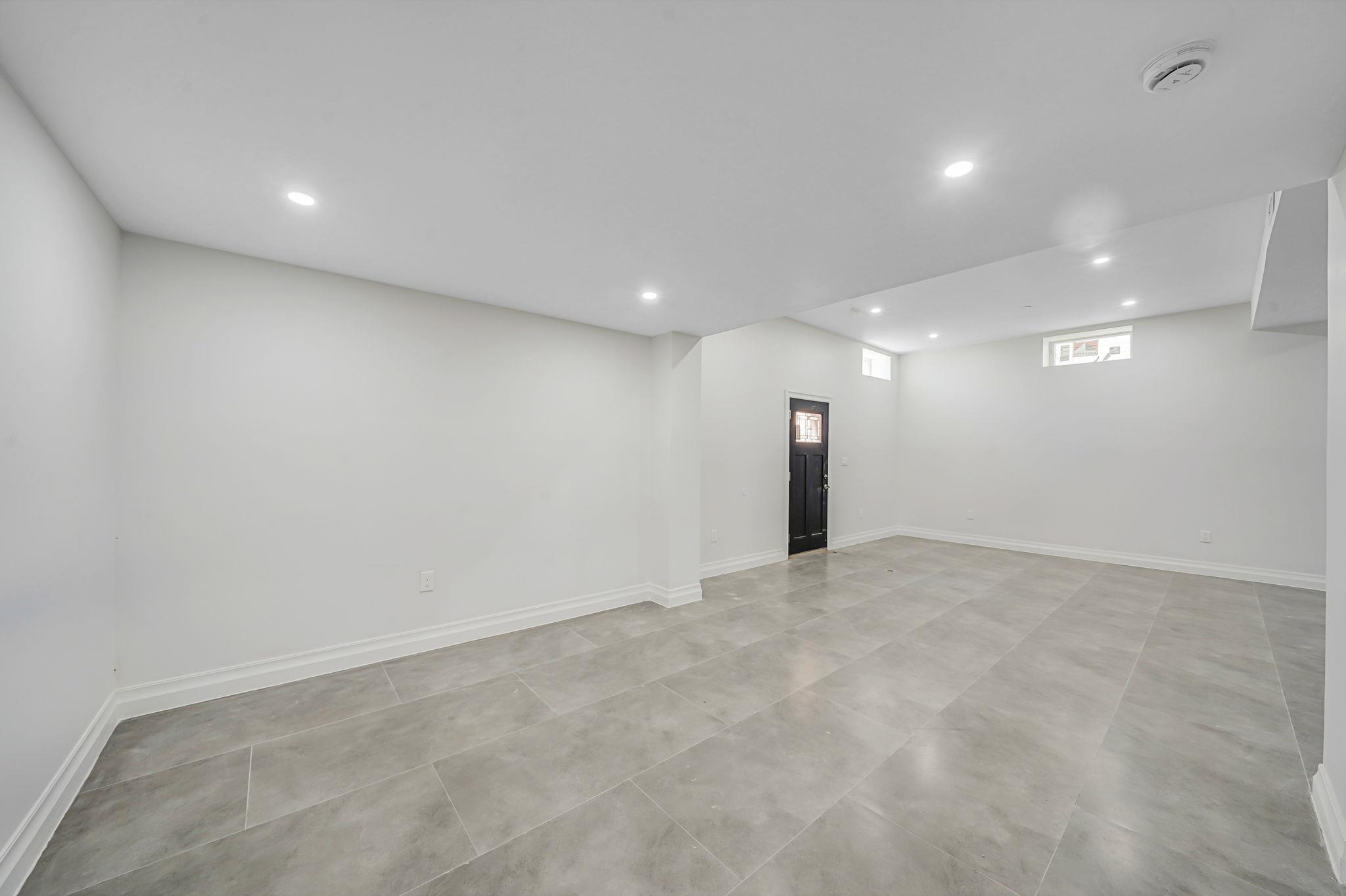 261-16 E Williston Avenue, Floral Park, NY 1001