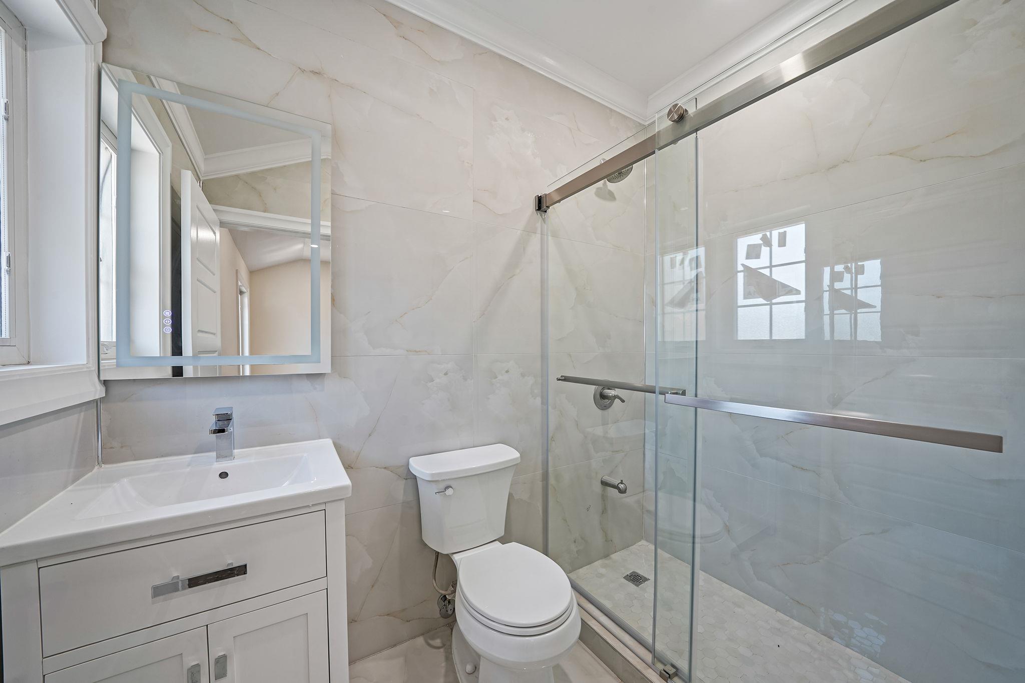 261-16 E Williston Avenue, Floral Park, NY 1001