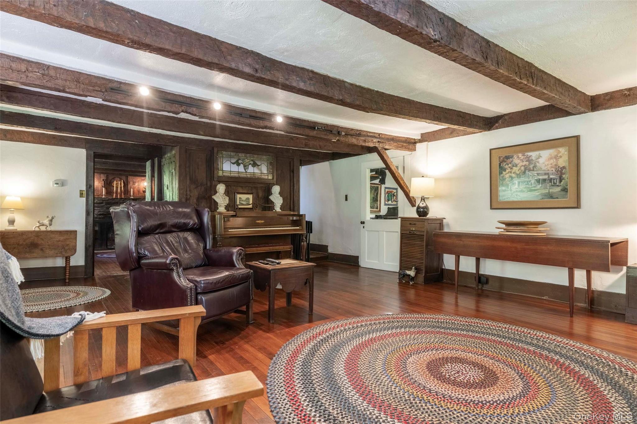 1716 Route 212, Saugerties, NY 12477