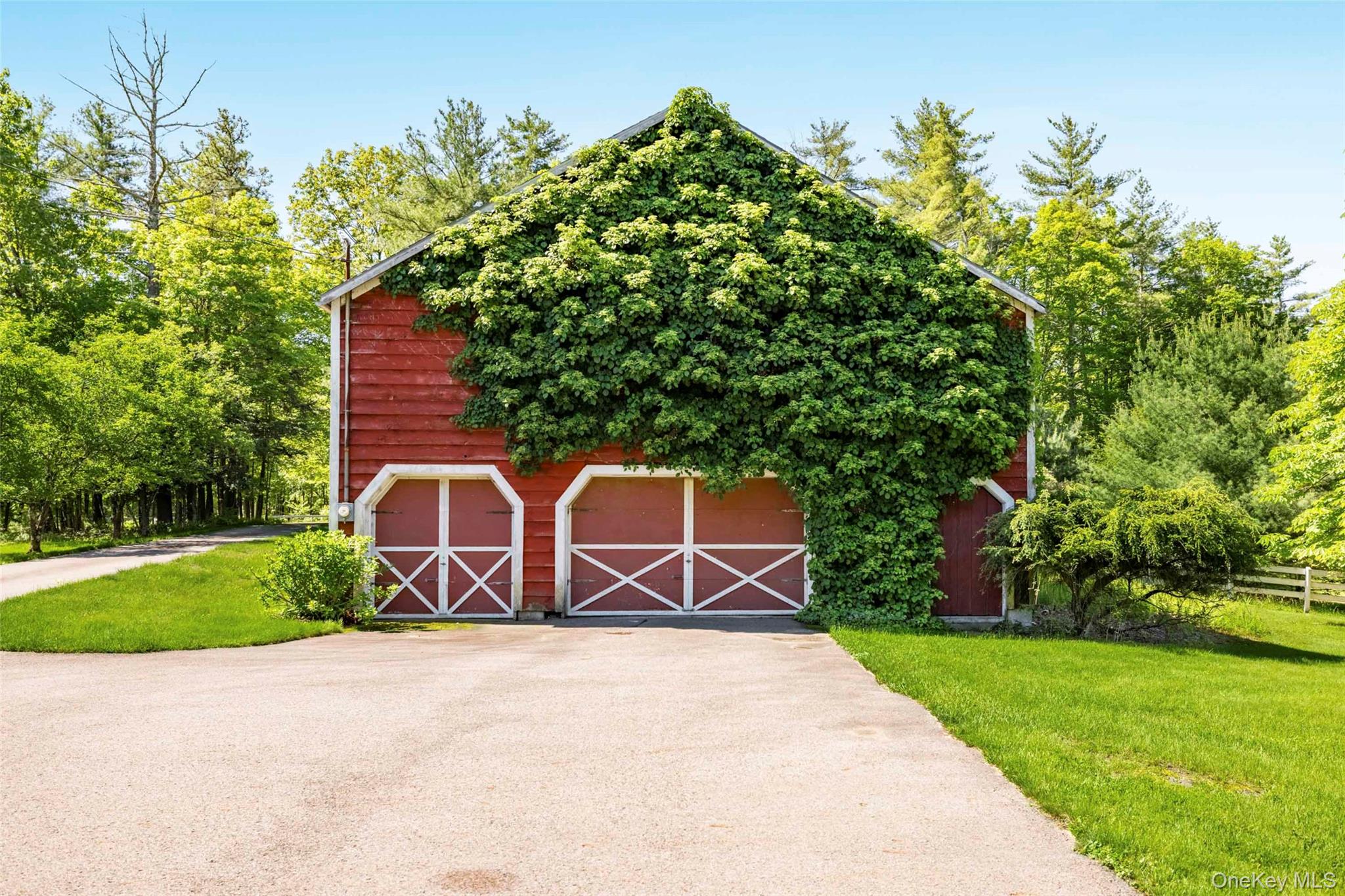 1716 Route 212, Saugerties, NY 12477