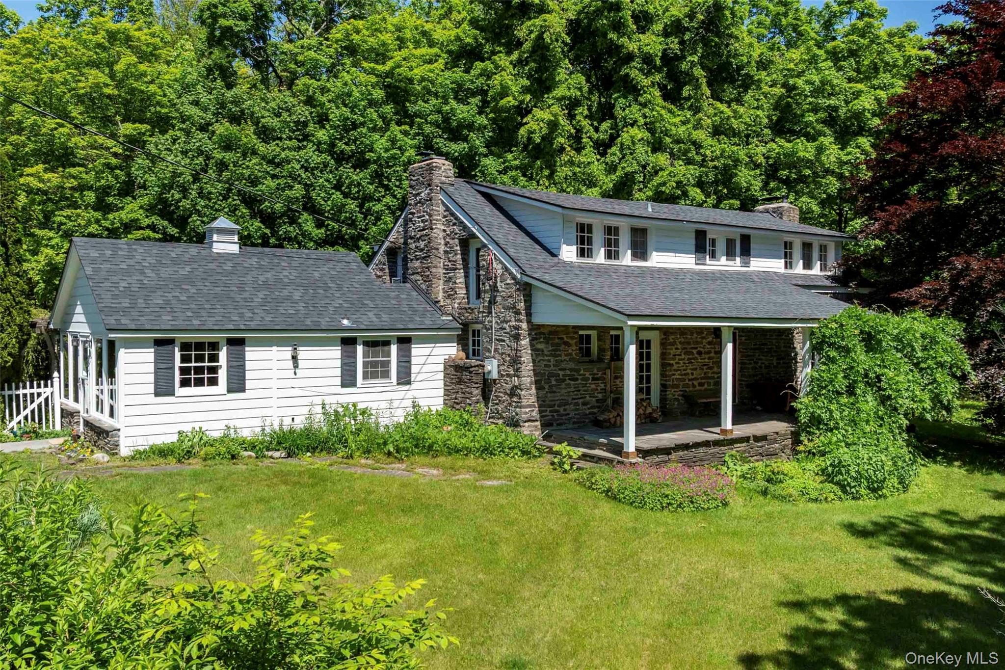 1716 Route 212, Saugerties, NY 12477