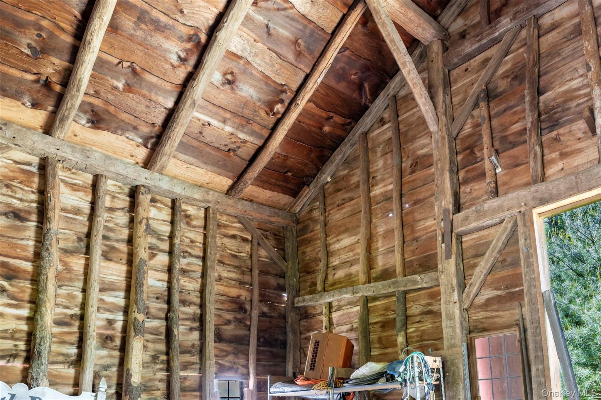 1716 Route 212, Saugerties, NY 12477