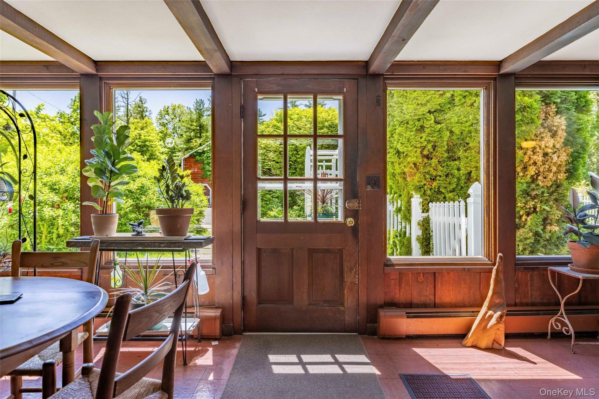 1716 Route 212, Saugerties, NY 12477