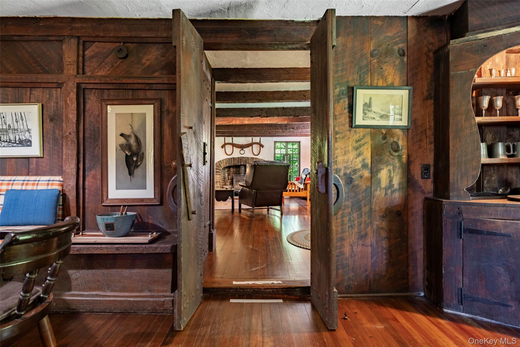 1716 Route 212, Saugerties, NY 12477