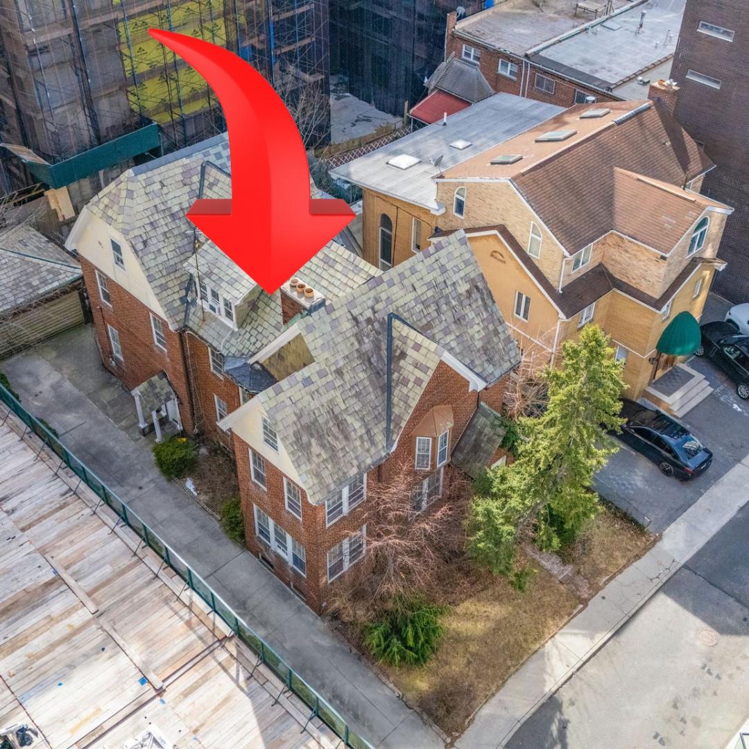 116-18 Grosvenor Lane, Kew Gardens, NY 11418