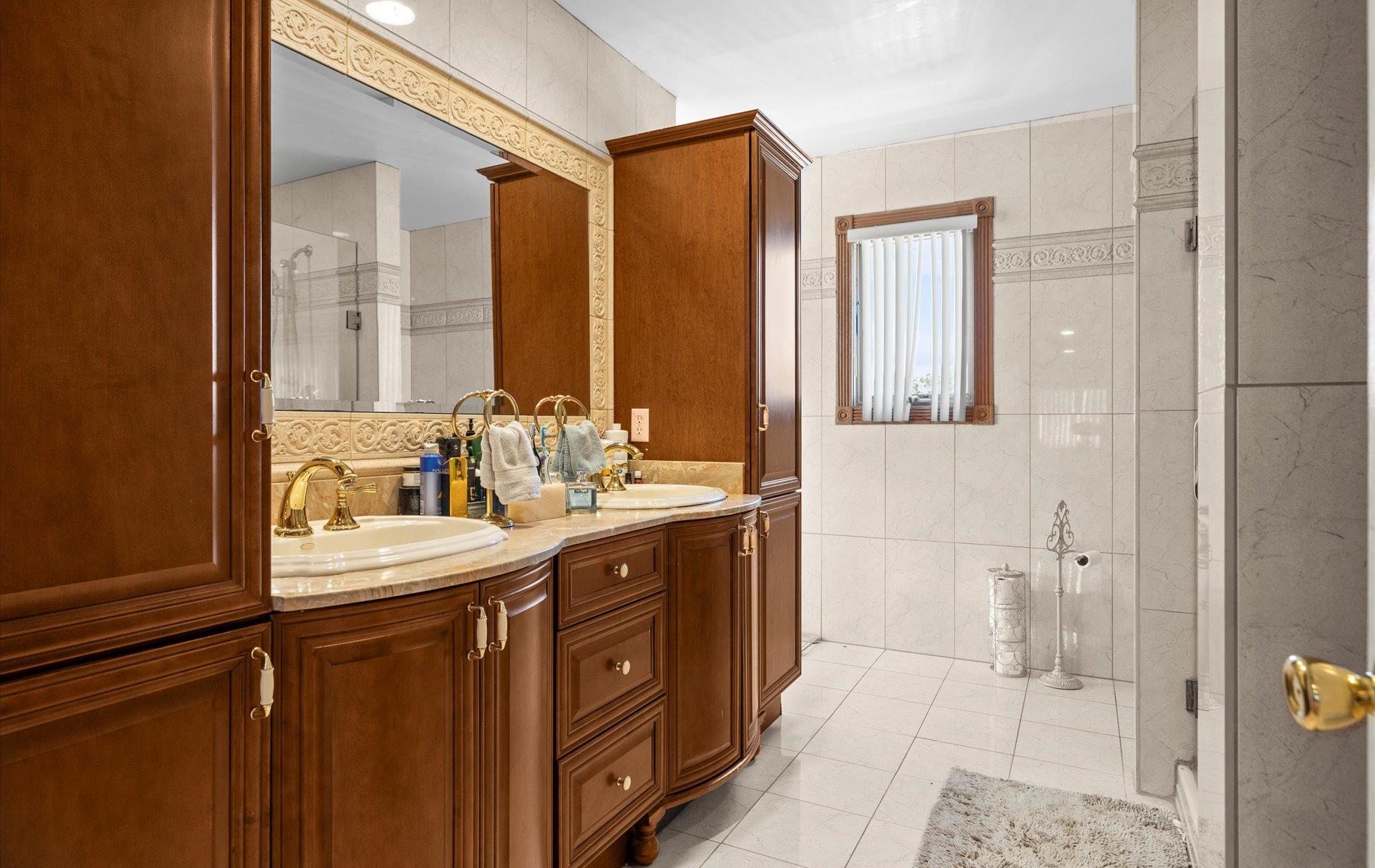 2730 Court Street, Bellmore, NY 11710