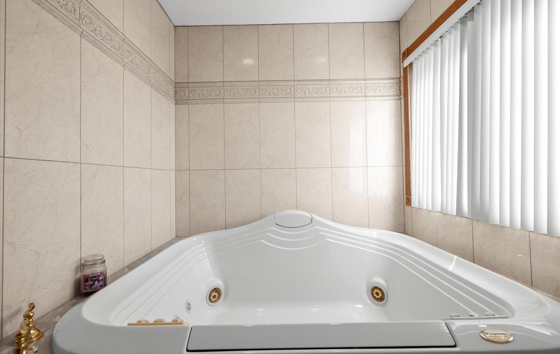 2730 Court Street, Bellmore, NY 11710