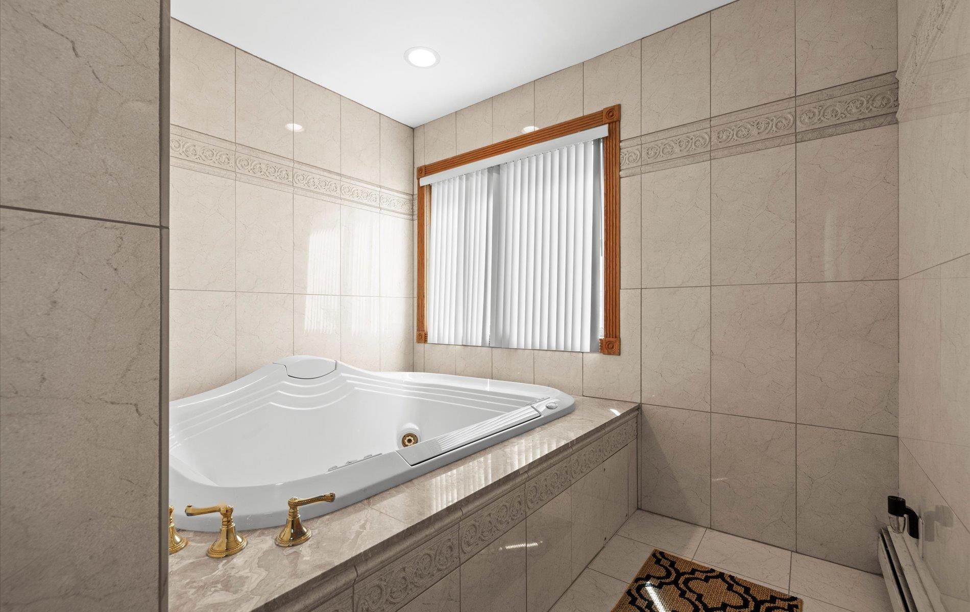 2730 Court Street, Bellmore, NY 11710