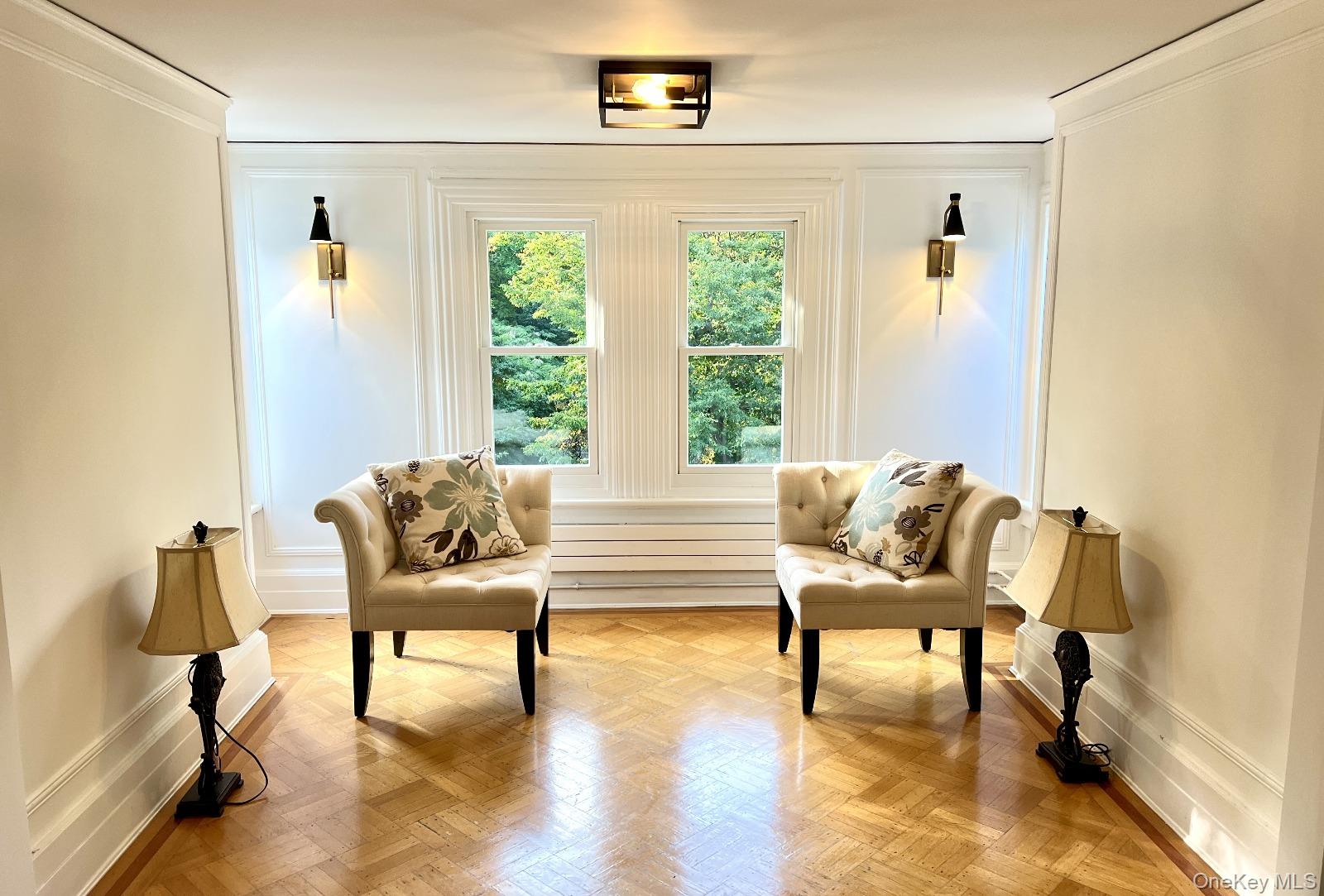 87 Wheatley Road, Old Westbury, NY 11568