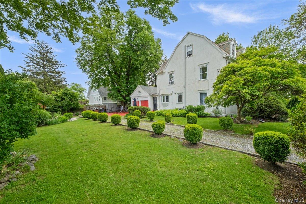 225 Pennsylvania Avenue, Mount Vernon, NY 10552