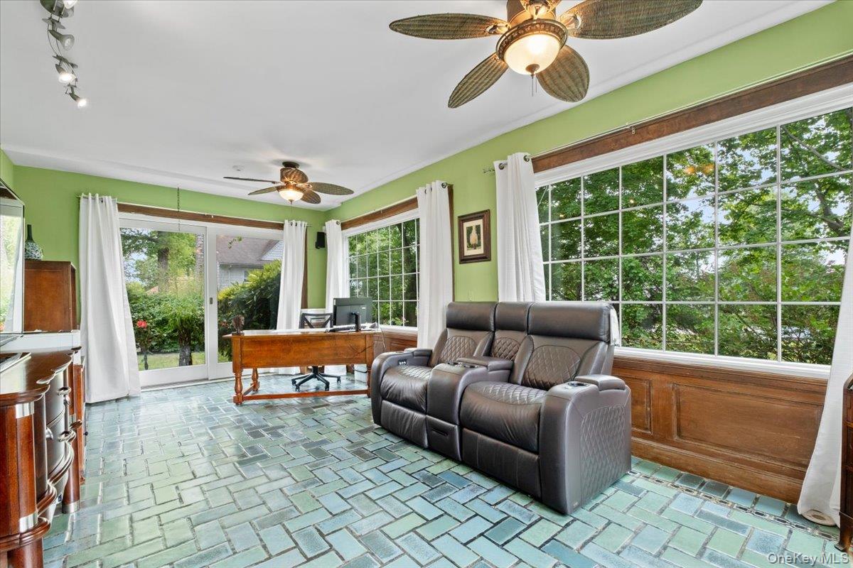 225 Pennsylvania Avenue, Mount Vernon, NY 10552