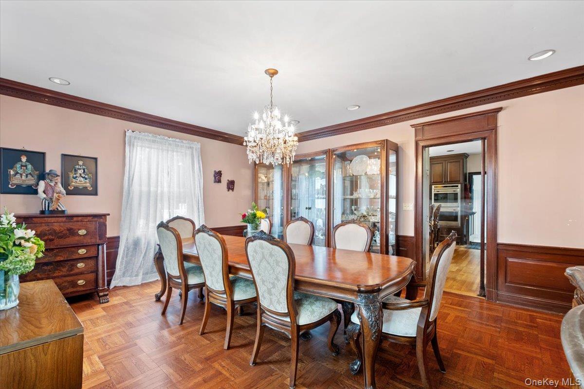 225 Pennsylvania Avenue, Mount Vernon, NY 10552