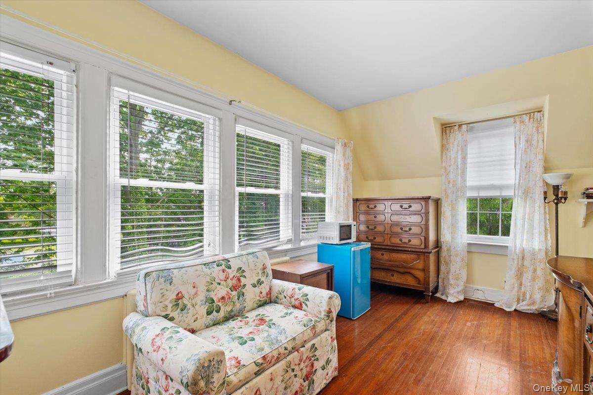 225 Pennsylvania Avenue, Mount Vernon, NY 10552